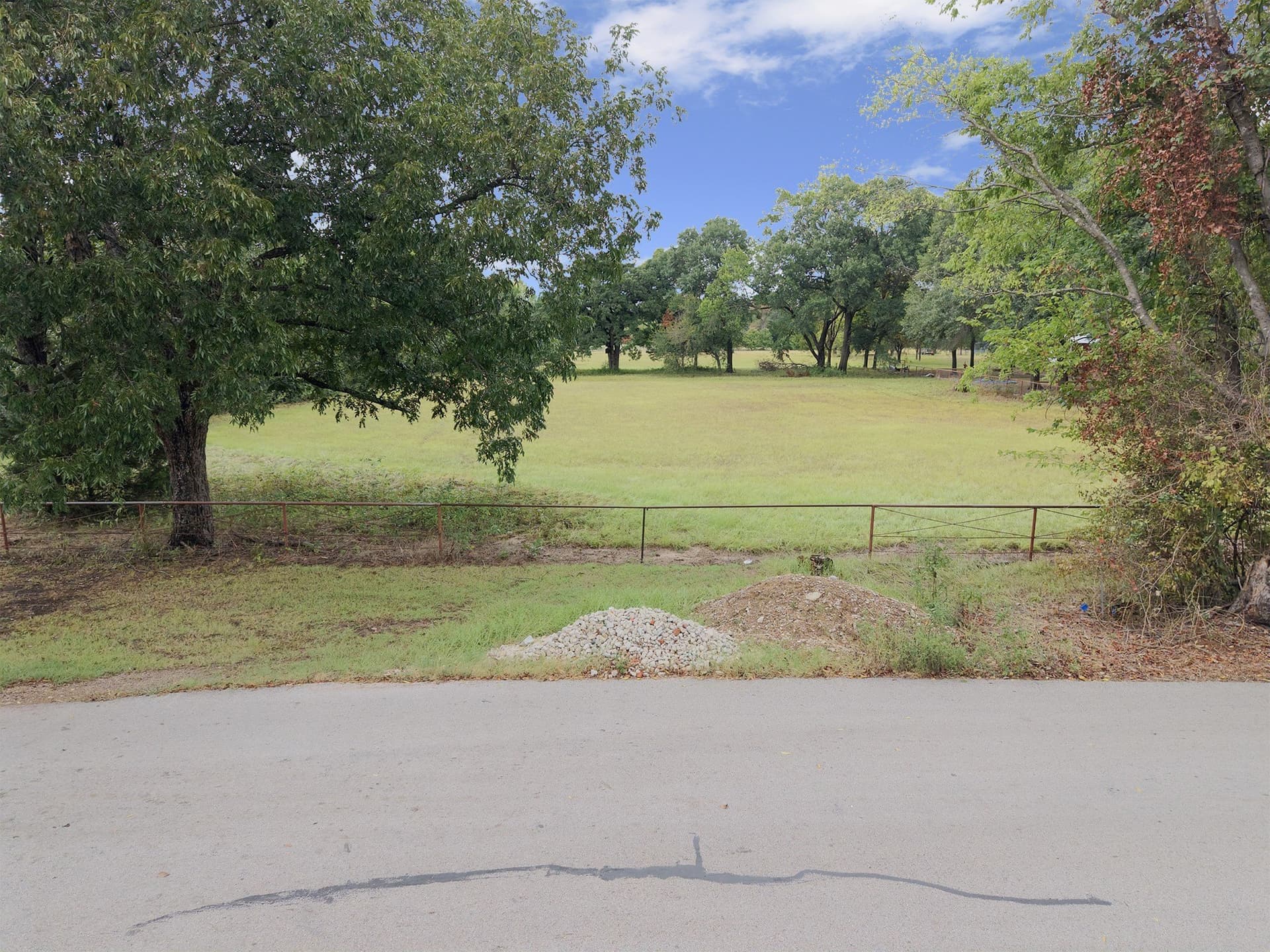 6.92 acres in Kaufman County - photo 8