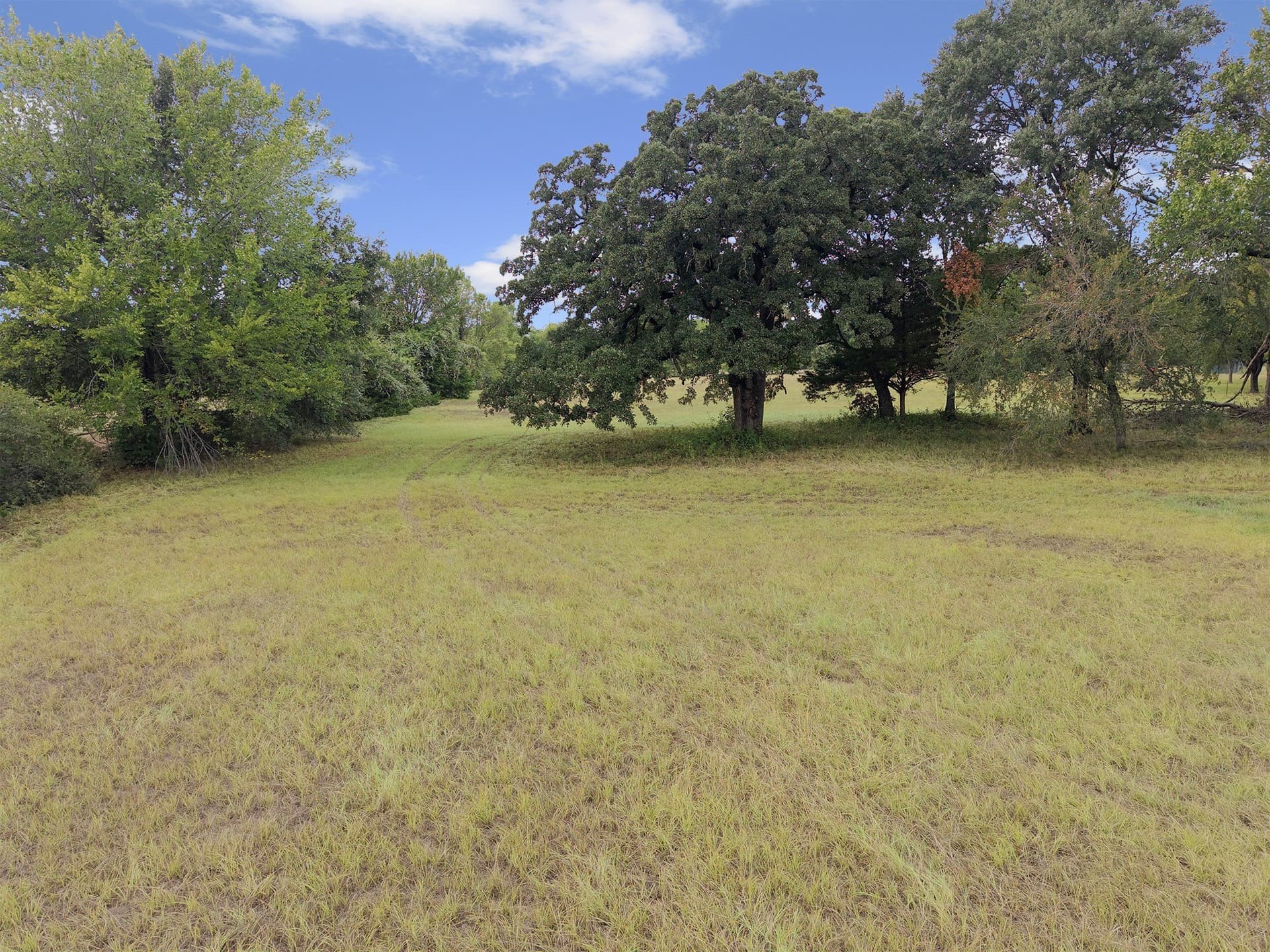 6.92 acres in Kaufman County - photo 2