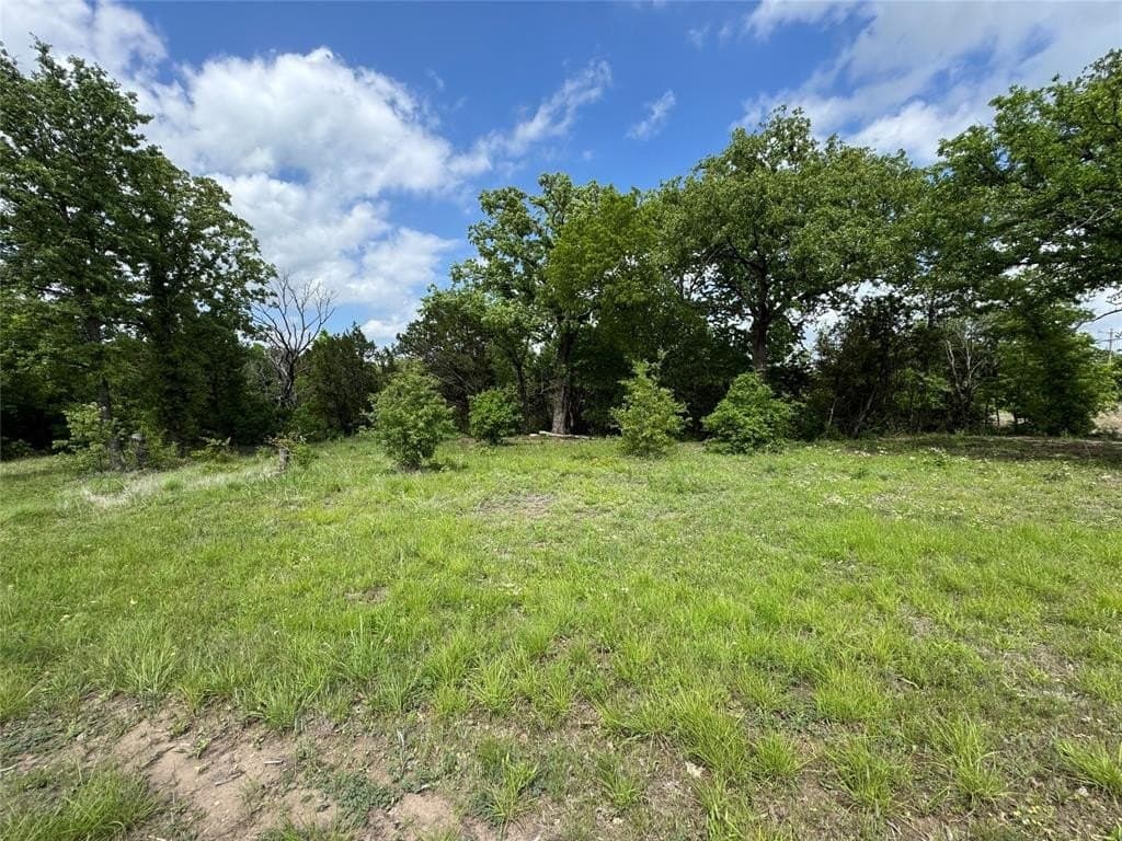 1.2 acres in Somervell County gallery image 2