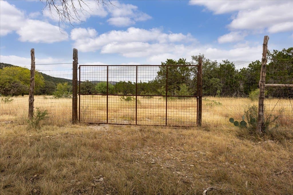 68.72 acres in Texas County - photo 29