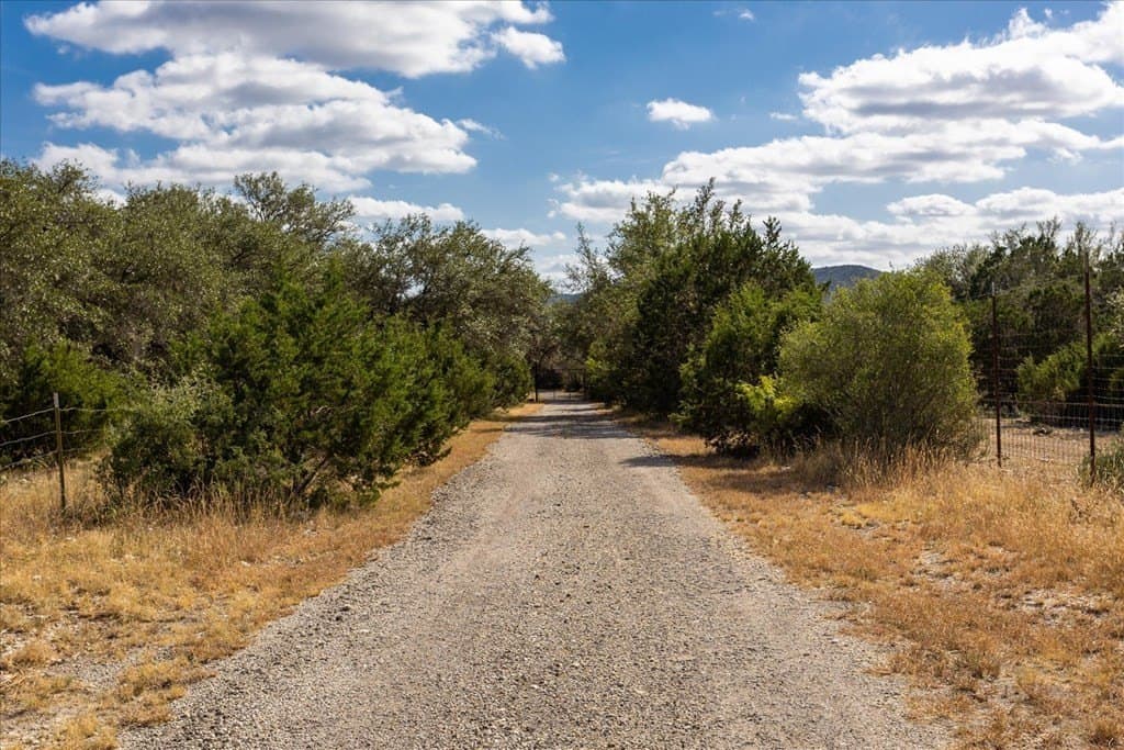 68.72 acres in Texas County gallery image 3