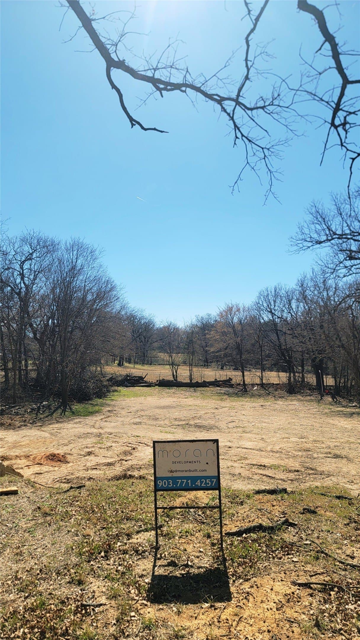 0.37 acres in Grayson County