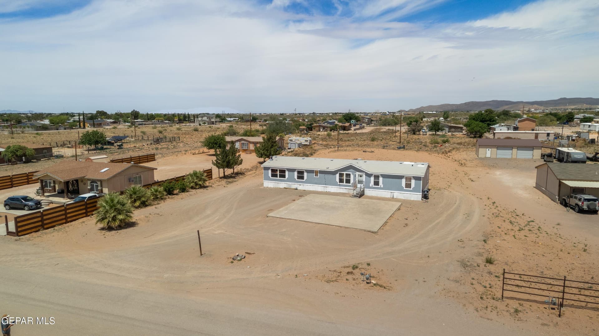 1.03 acres in El Paso County gallery image 2