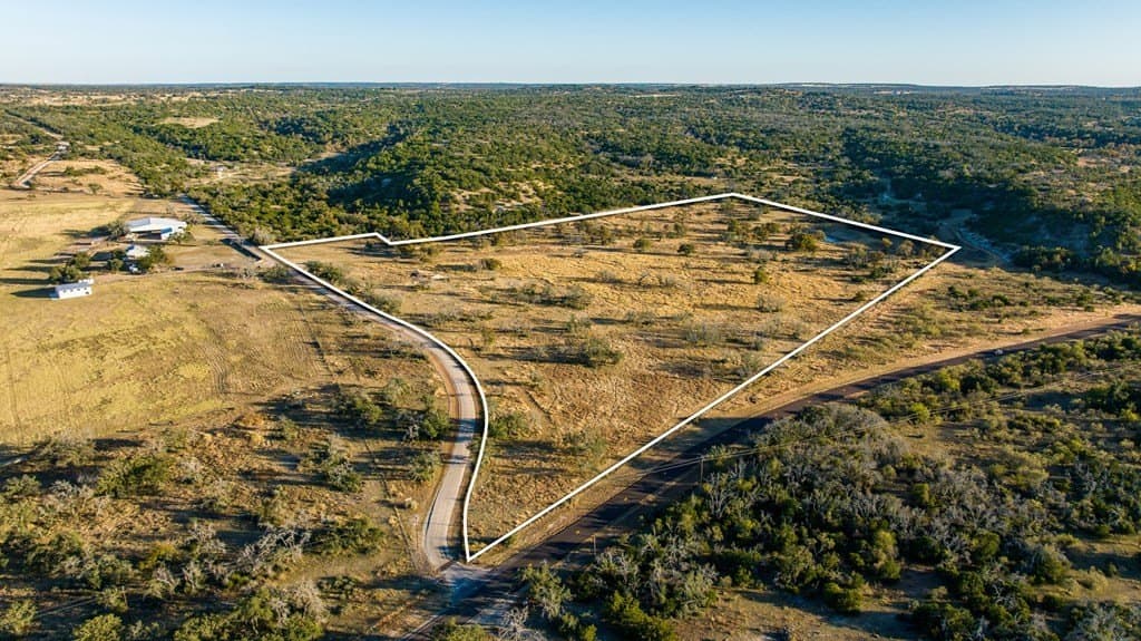 39.9 acres in Gillespie County - photo 16