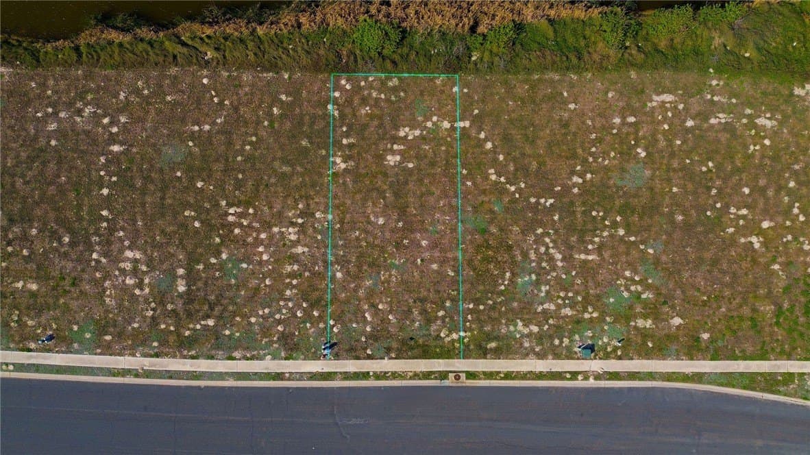 0.13 acres in Nueces County - photo 12