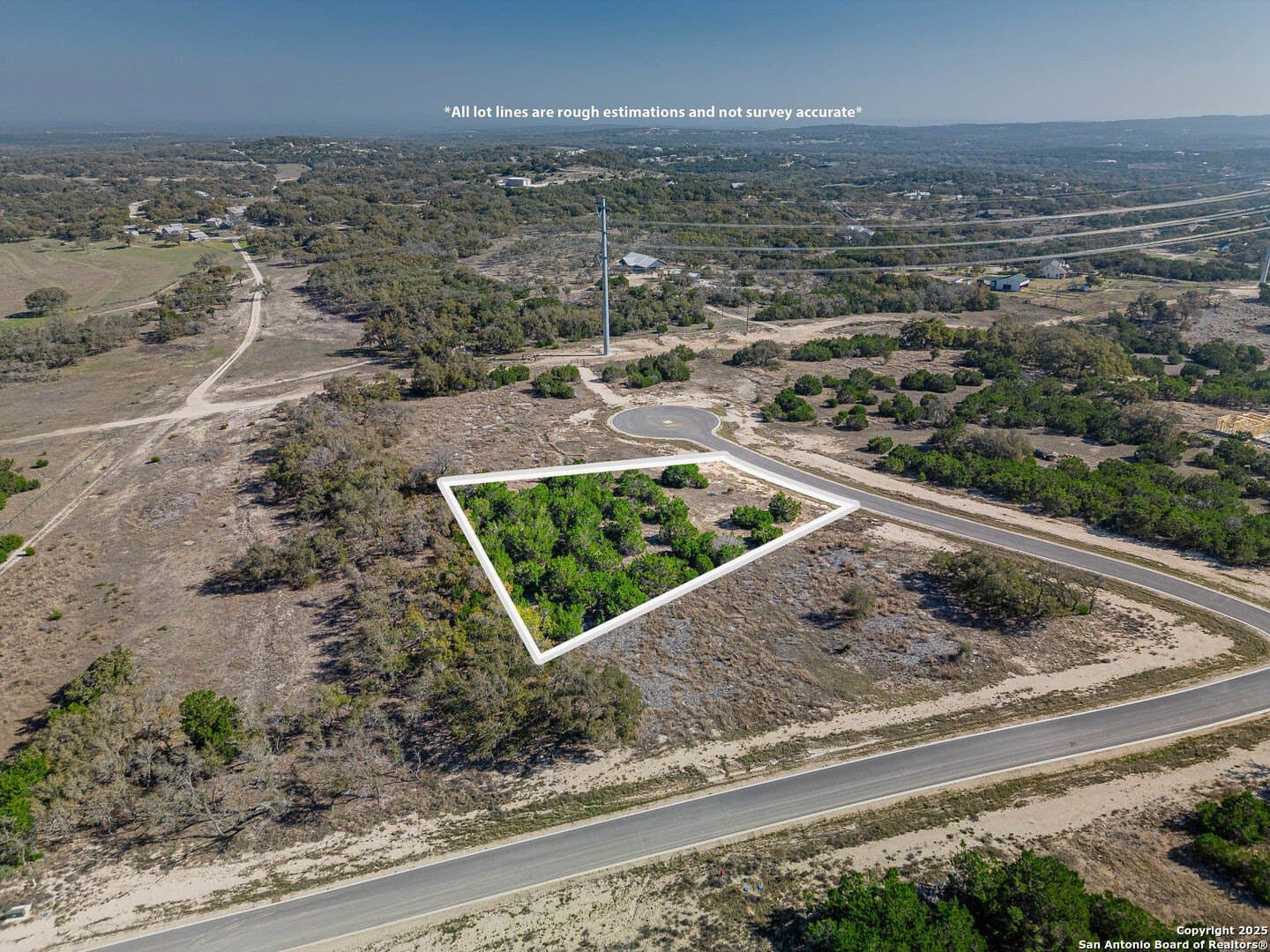 1.05 acres in Comal County - photo 6