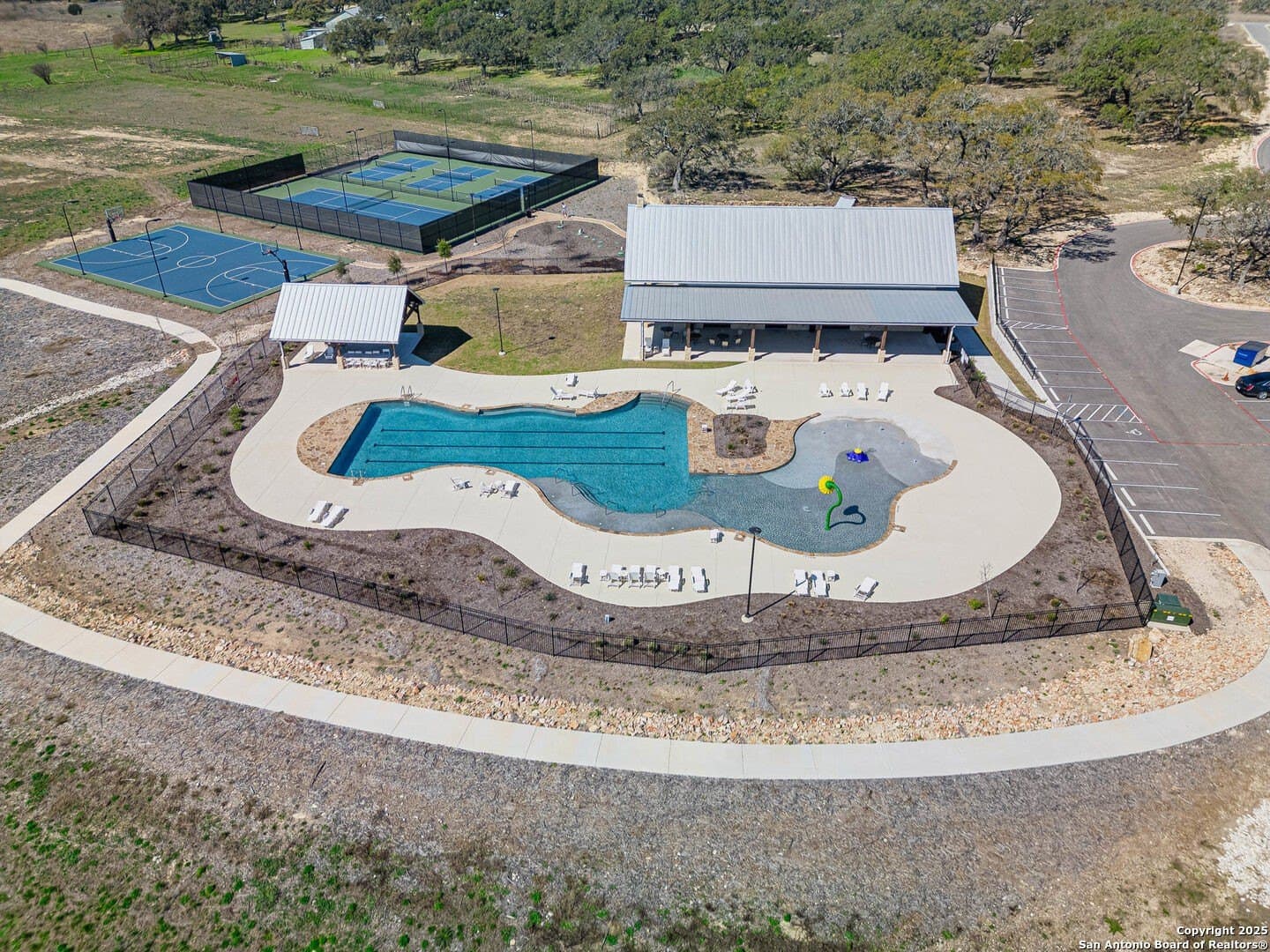 1.05 acres in Comal County - photo 17