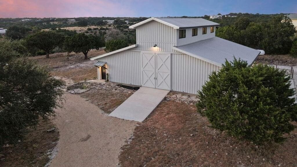 15 acres in Gillespie County - photo 4