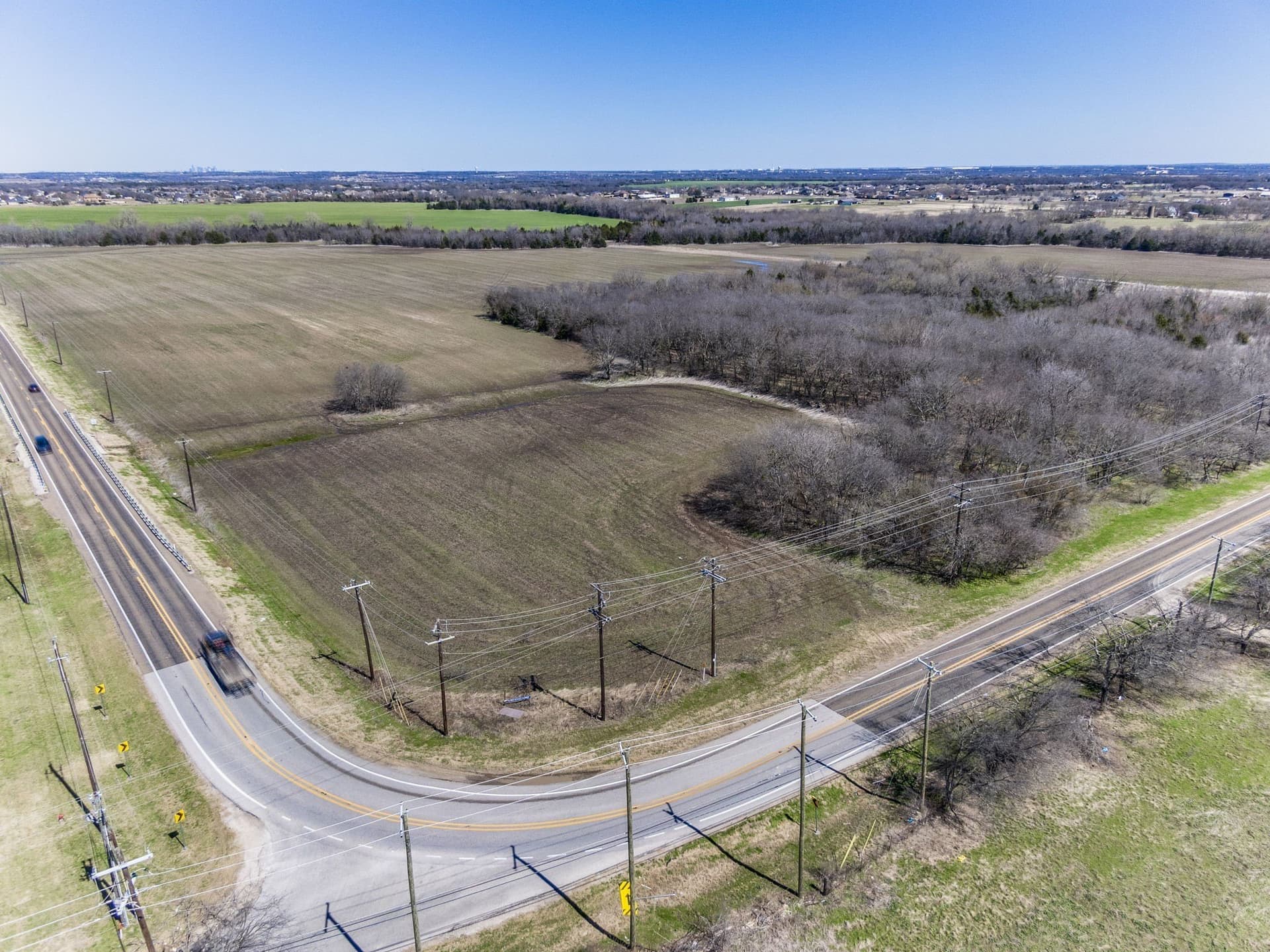 10.02 acres in Ellis County - photo 9