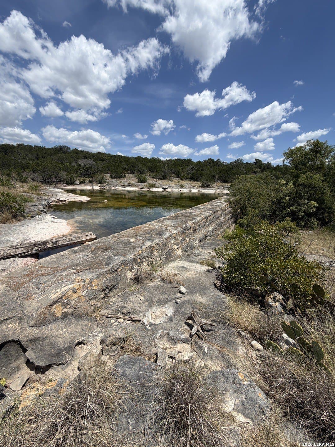 183.85 acres in Edwards County - photo 2