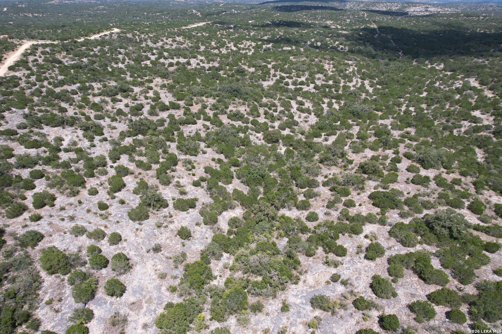 183.85 acres in Edwards County - photo 8
