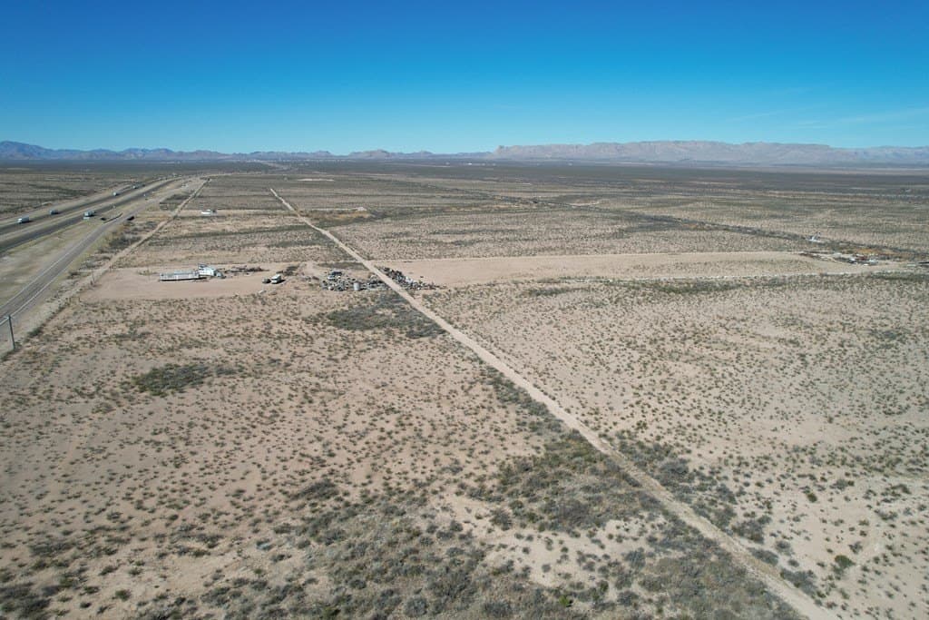 10.9 acres in Culberson County gallery image 2