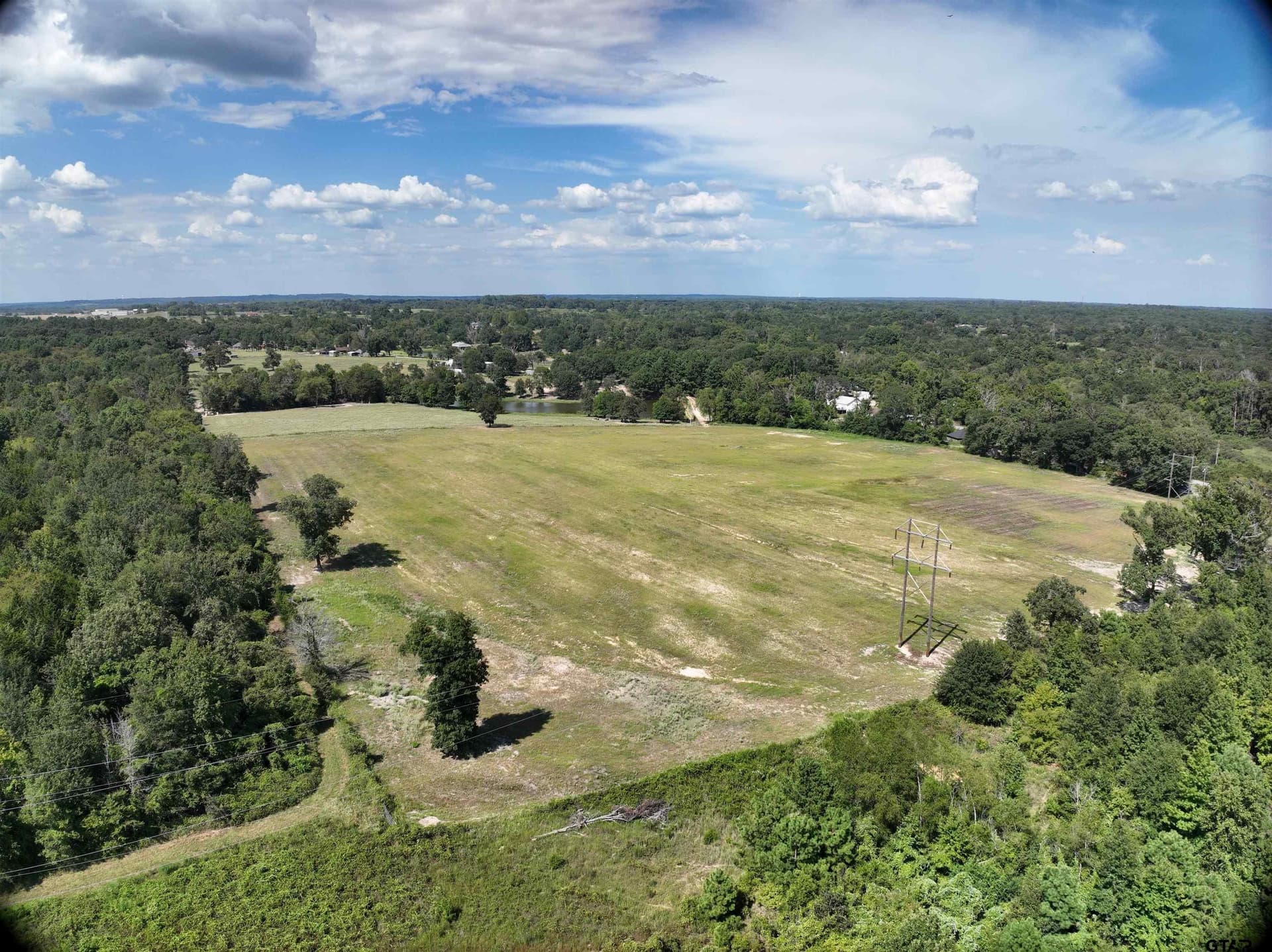 14.5 acres in Smith County