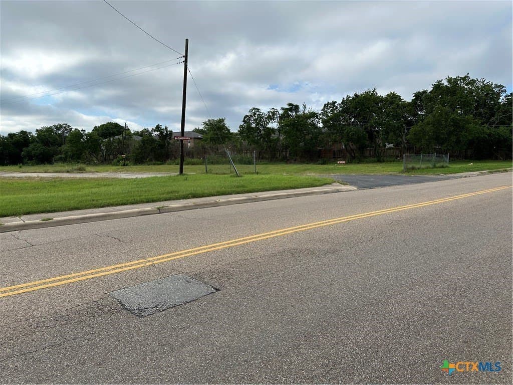 0.65 acres in Bell County - photo 3