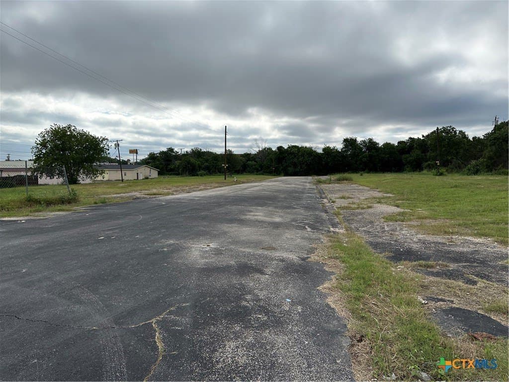 0.65 acres in Bell County - photo 5