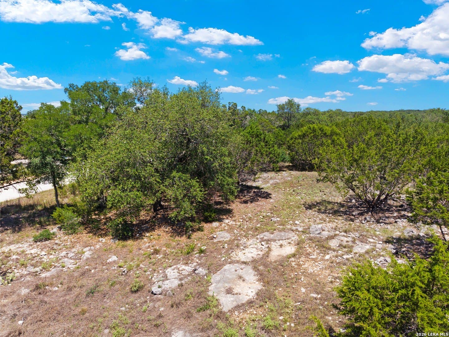 0.7 acres in Kendall County gallery image 4