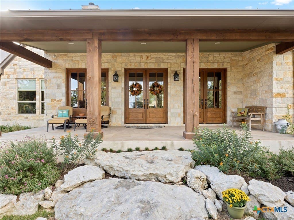 10.29 acres in Comal County gallery image 2