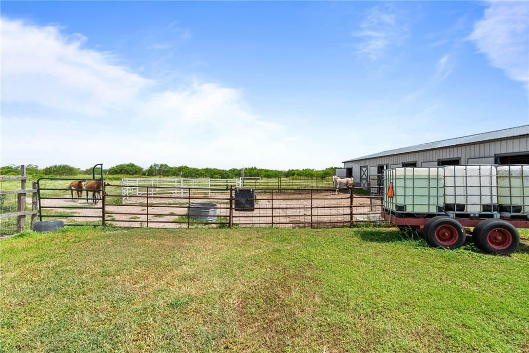 39.7 acres in Kleberg County - photo 15
