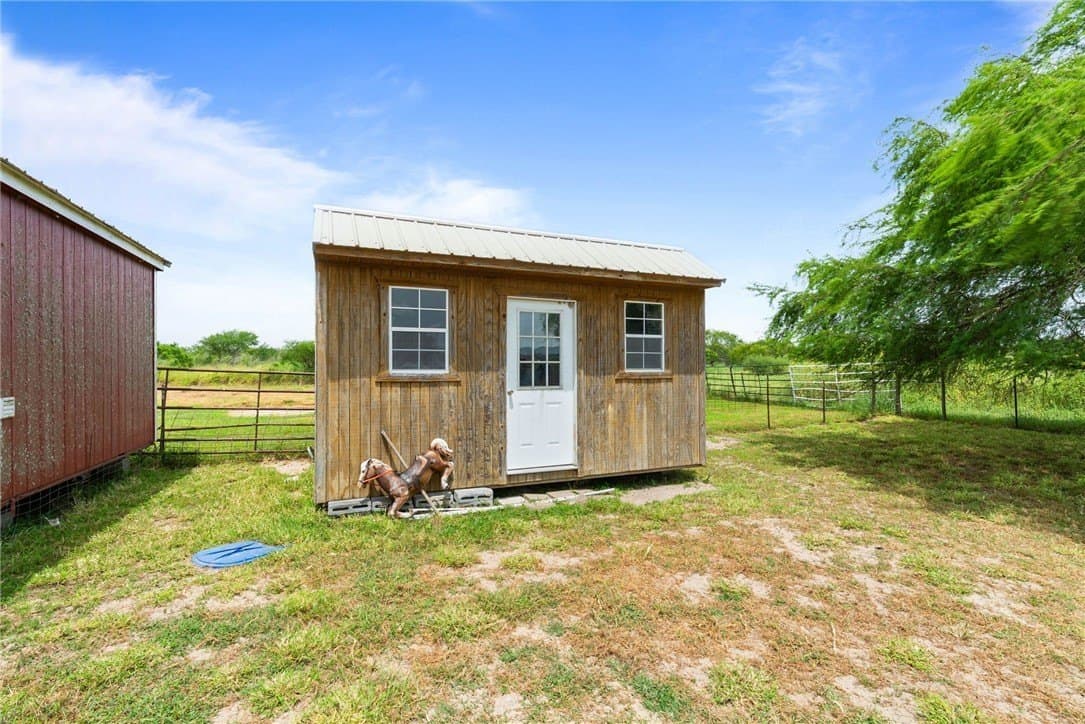 39.7 acres in Kleberg County - photo 12