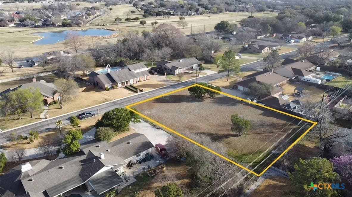 0.4 acres in Bell County