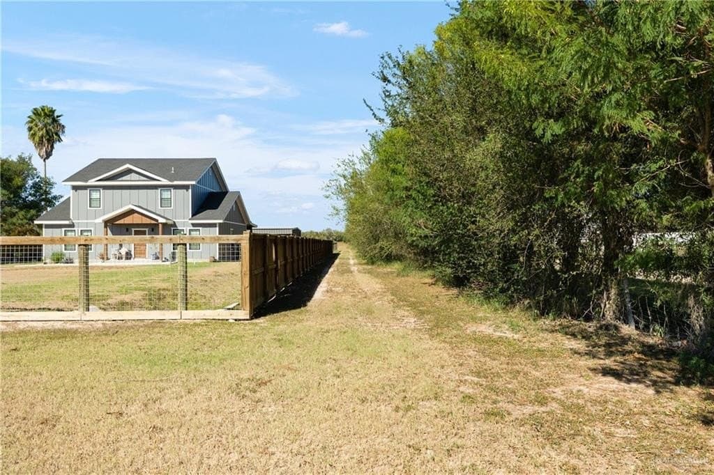 3.63 acres in Hidalgo County - photo 6