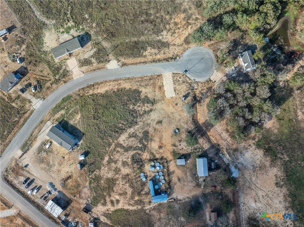 1.01 acres in Caldwell County gallery image 2