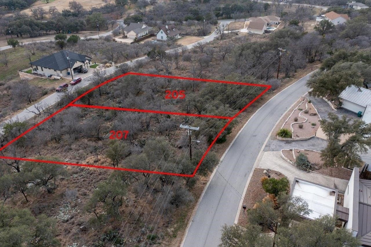 0.5 acres in Llano County gallery image 3