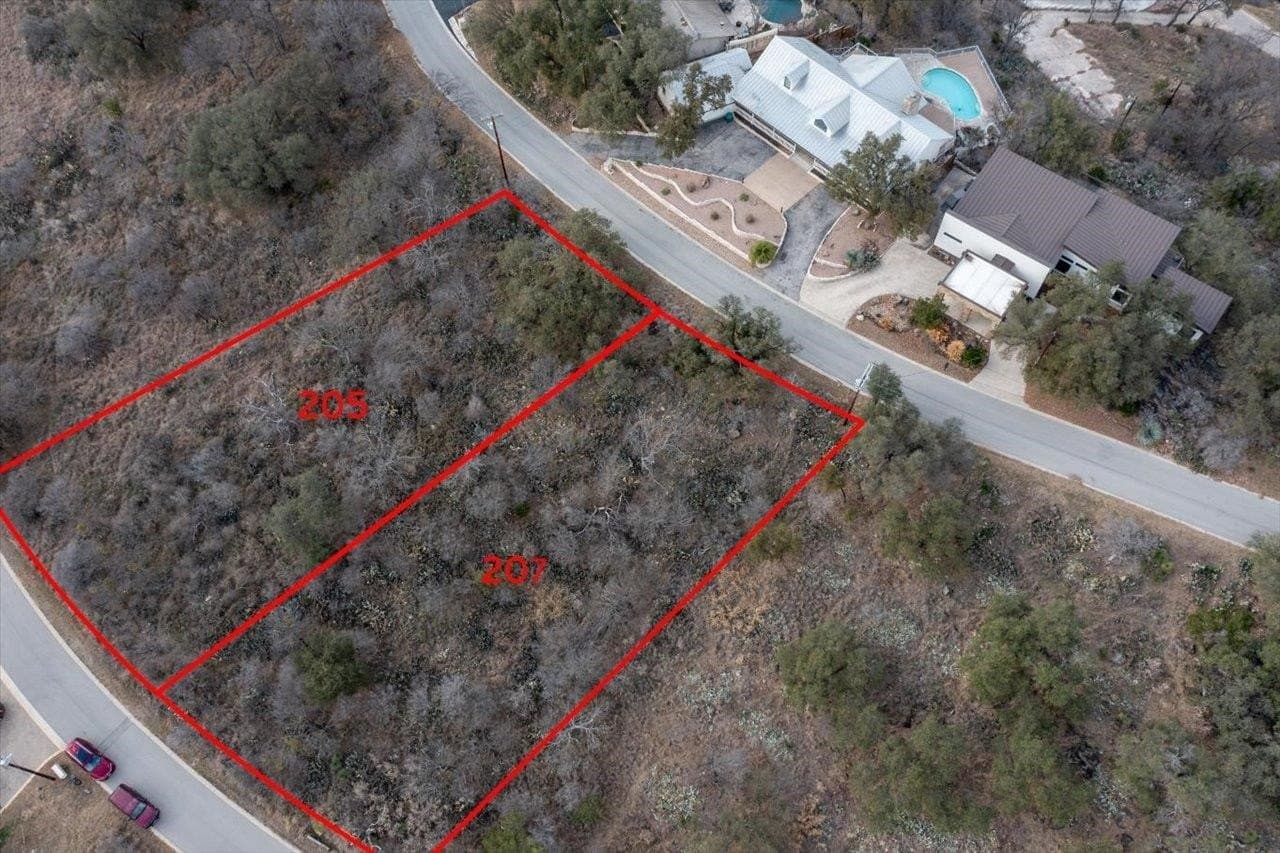 0.5 acres in Llano County - photo 9
