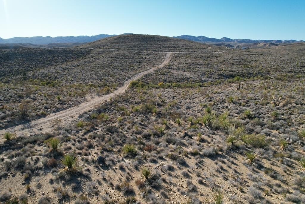 20 acres in Brewster County gallery image 2
