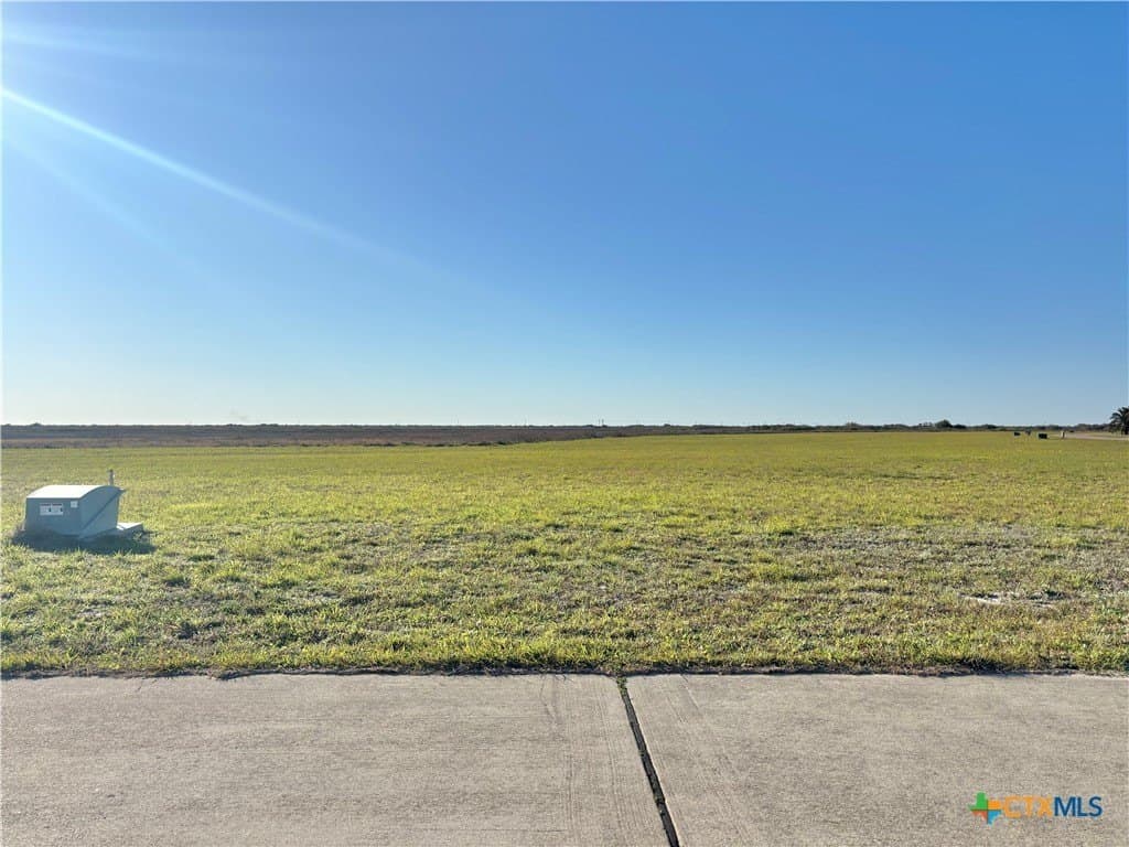 0.25 acres in Calhoun County gallery image 3