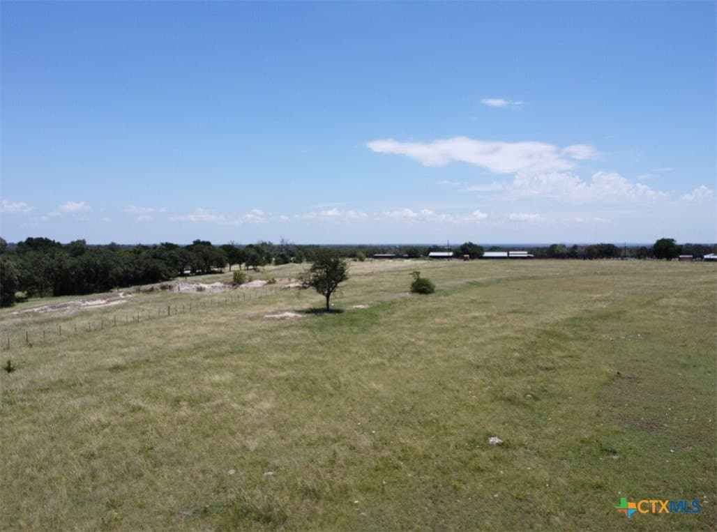 4 acres in Burnet County gallery image 3