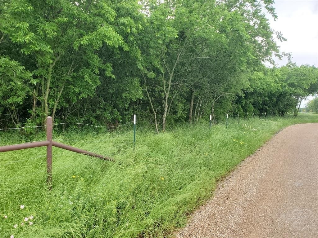 9.85 acres in Hill County featured view