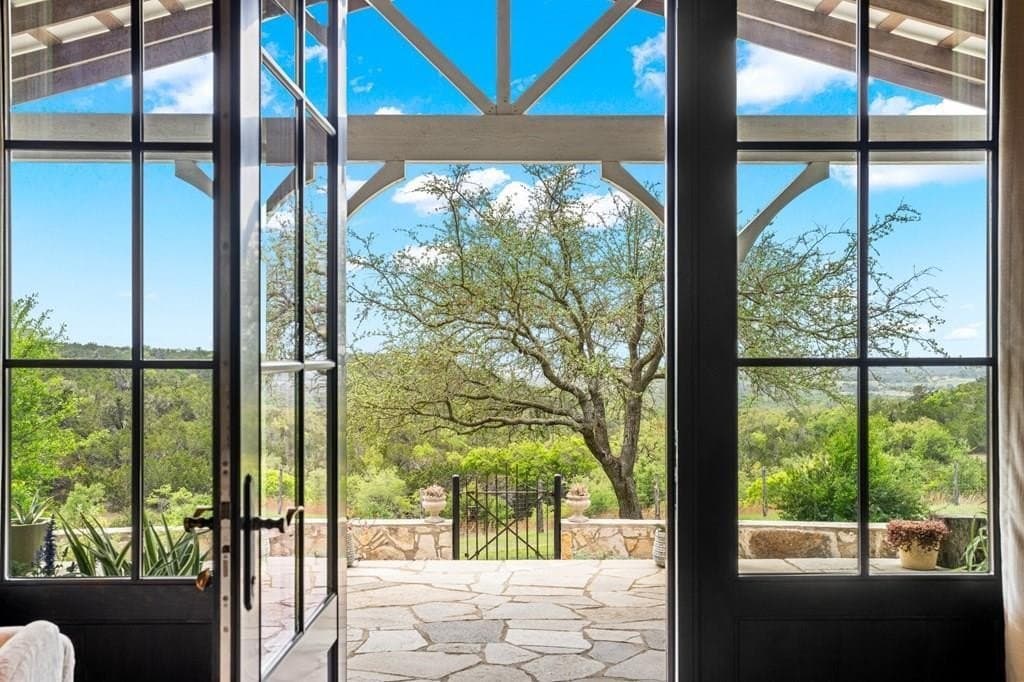 12.45 acres in Gillespie County gallery image 2