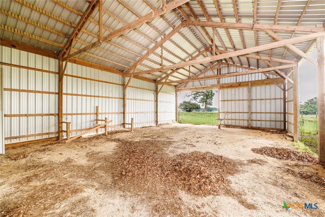30.03 acres in Gonzales County - photo 33