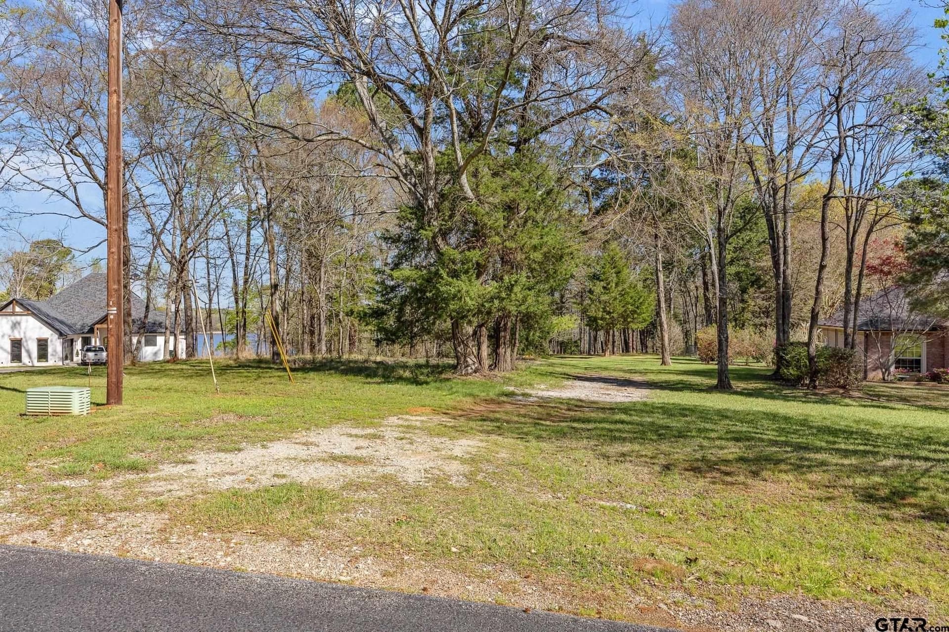 1.01 acres in Smith County gallery image 2