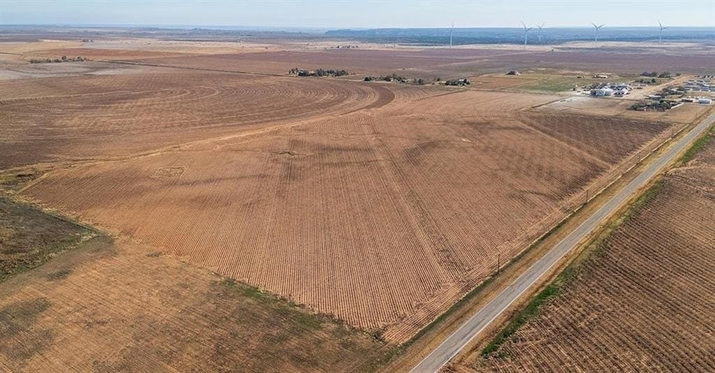 16 acres in Lynn County featured view