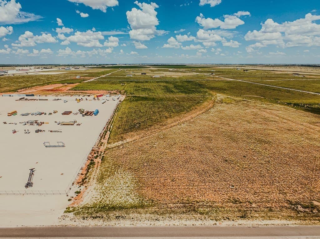 11.05 acres in Gaines County gallery image 2