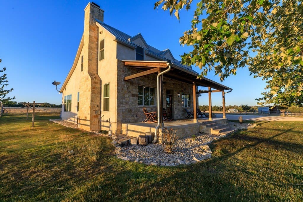 39.04 acres in Gillespie County - photo 8