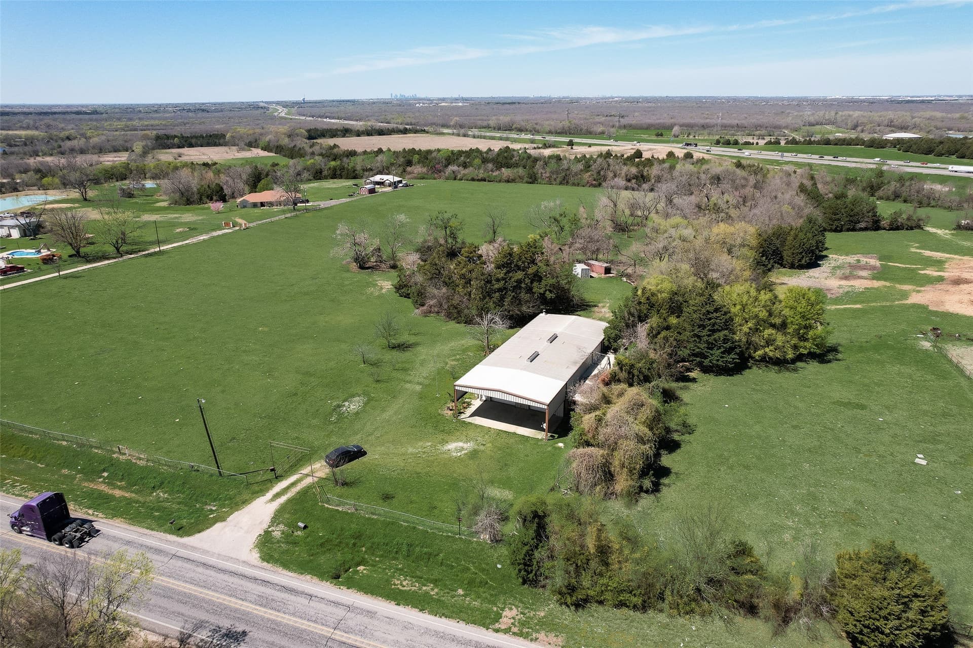 10.98 acres in Kaufman County gallery image 4