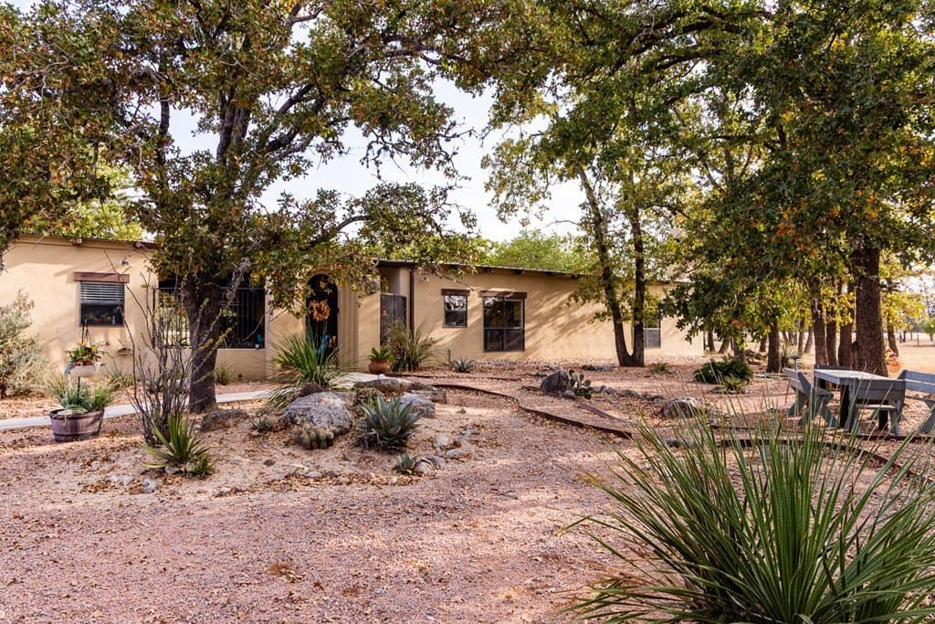 17.65 acres in Bandera County gallery image 2