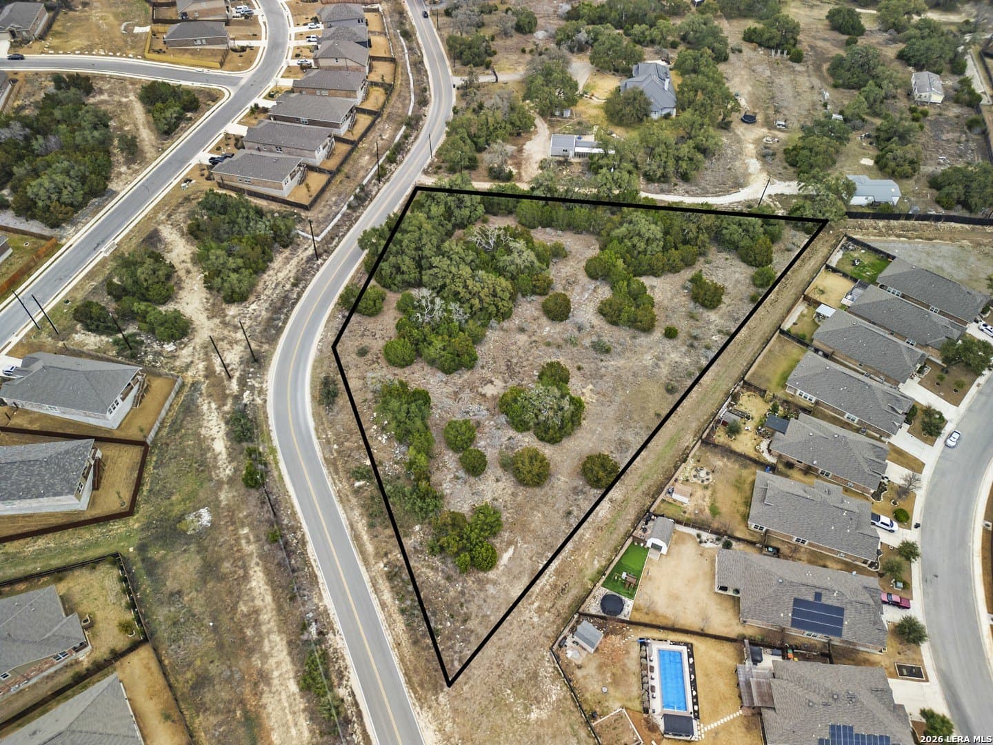1.94 acres in Comal County gallery image 4