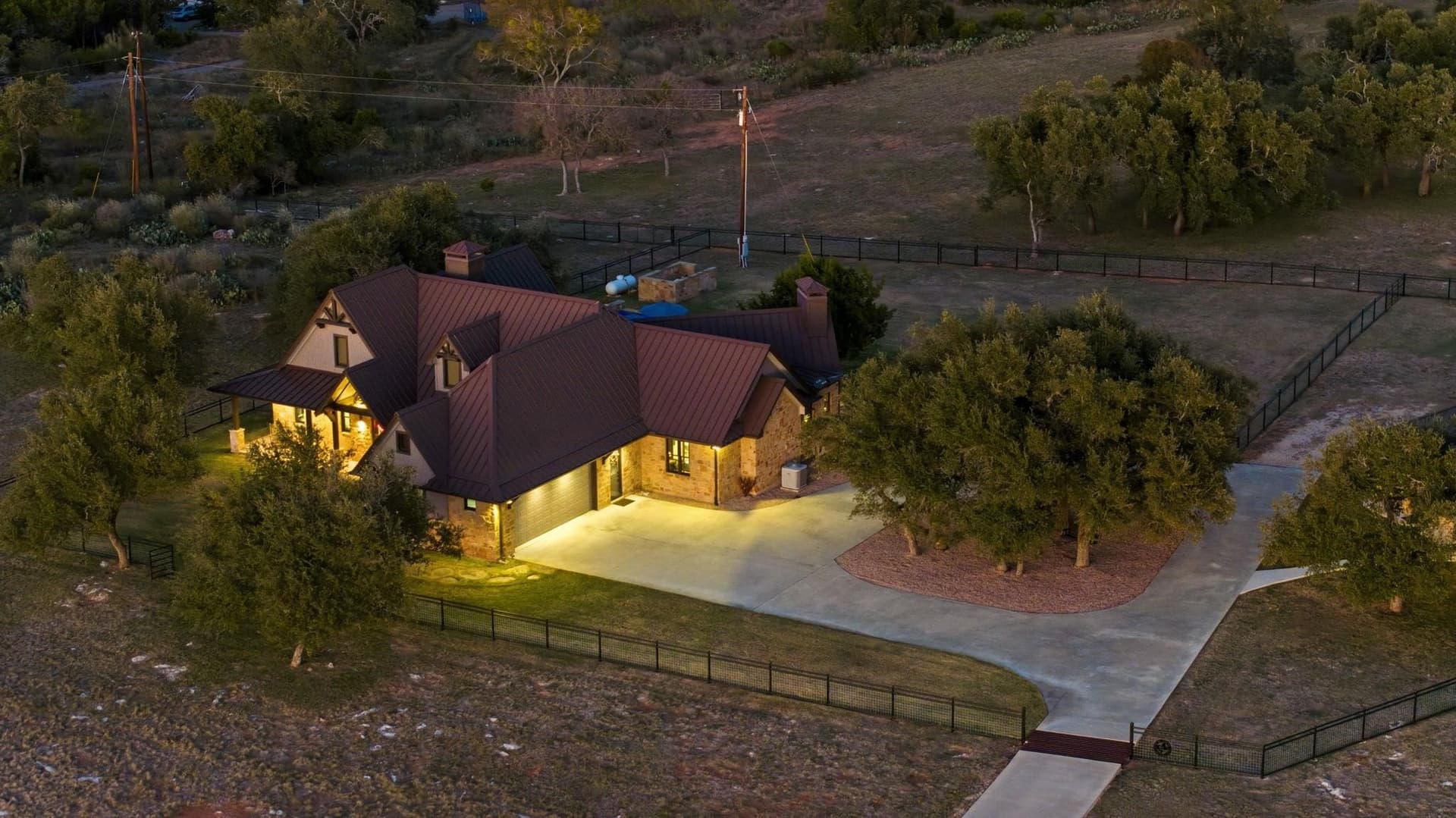 15 acres in Burnet County - photo 4