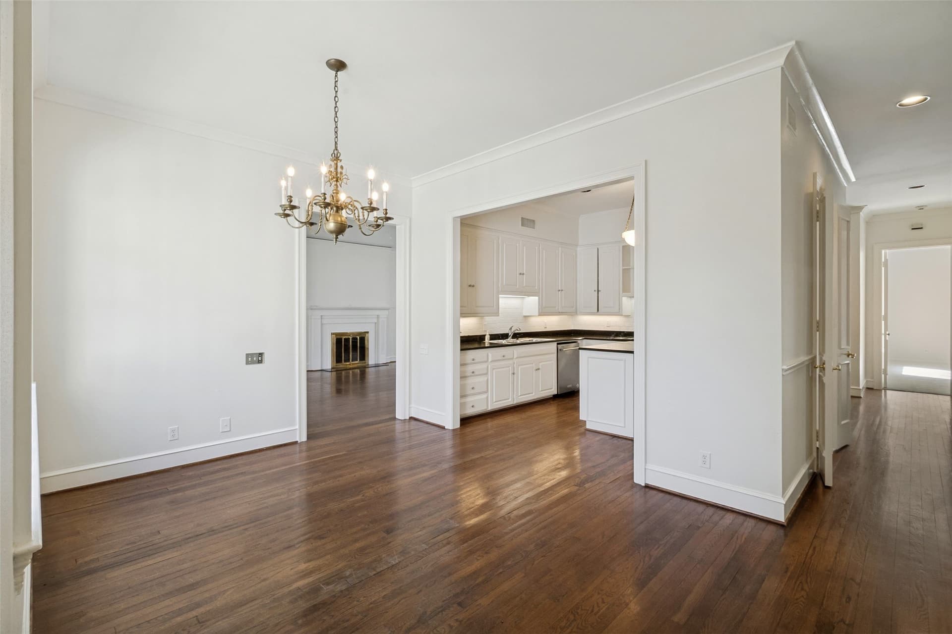 253.9 acres in Dallas County - photo 5