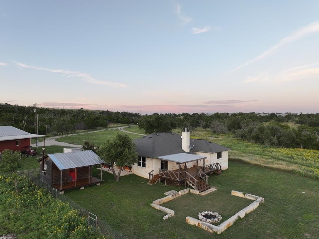 20.33 acres in Gillespie County