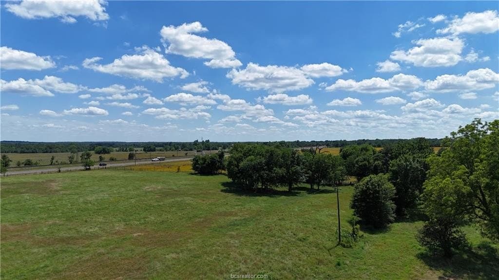 11.5 acres in Milam County - photo 4