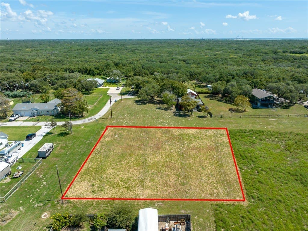 0.39 acres in San Patricio County - photo 3