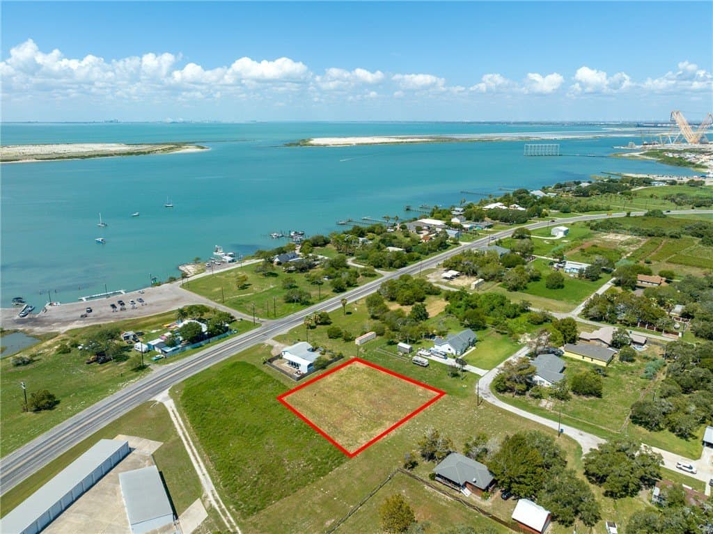 0.39 acres in San Patricio County - photo 4
