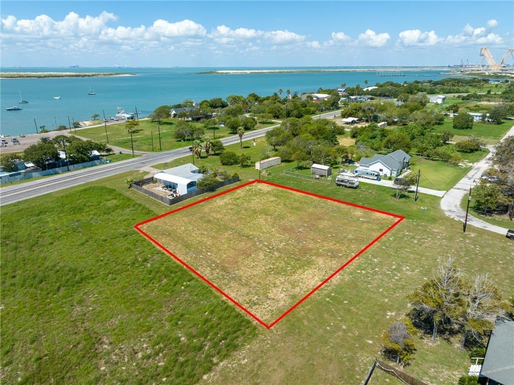 0.39 acres in San Patricio County - photo 7