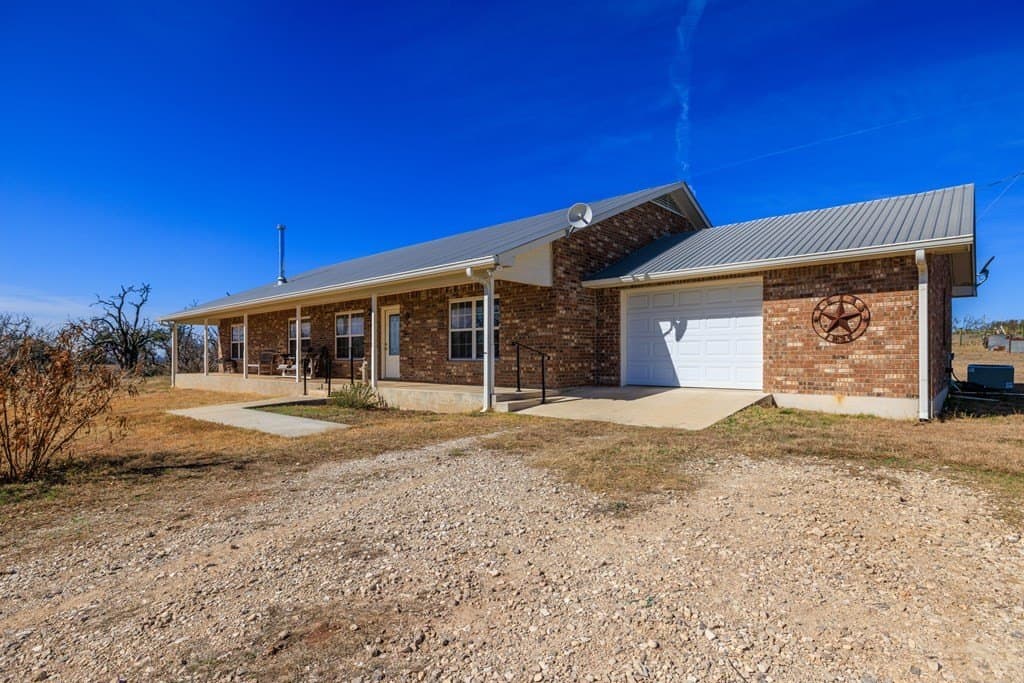 174.85 acres in Gillespie County gallery image 3