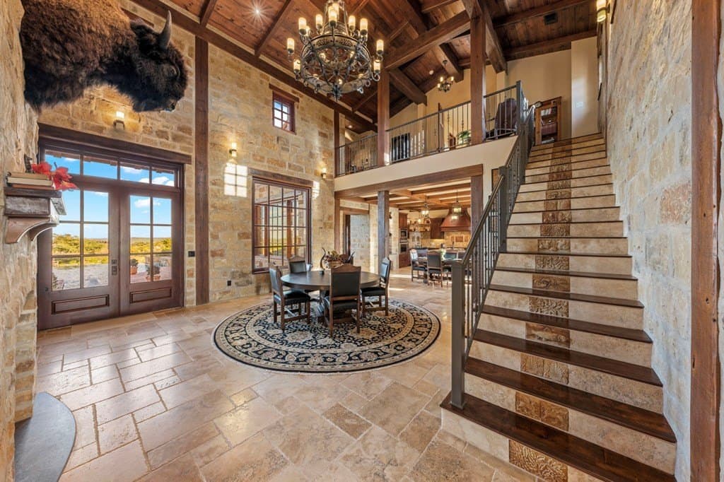 28.98 acres in Kerr County - photo 13